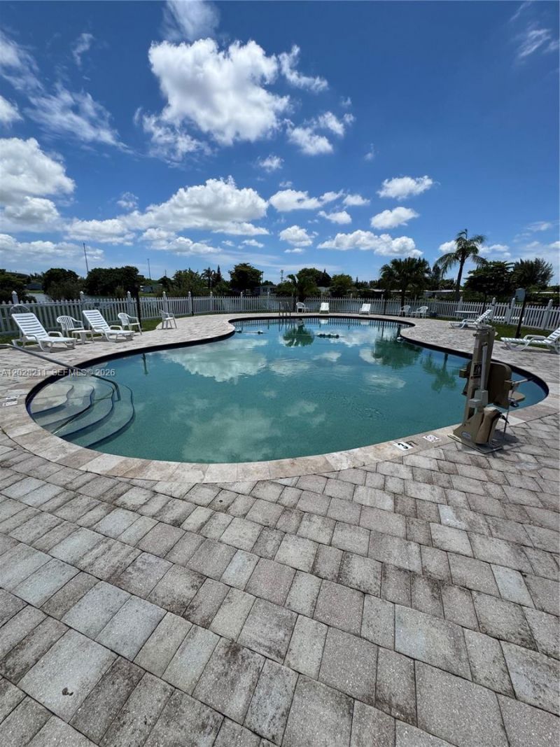 5015 SW 29 Street #60-8 , Davie, FL 33312 Photo