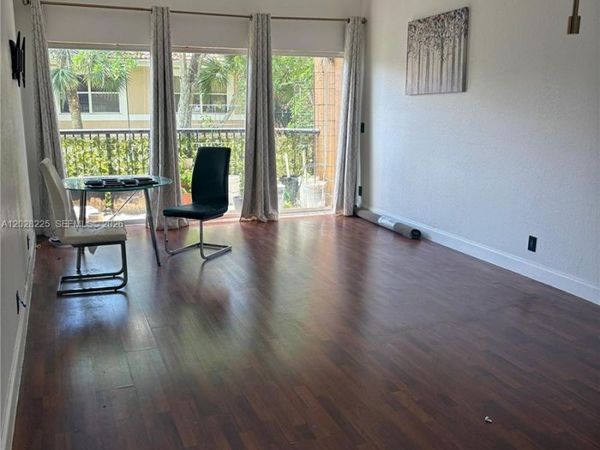 8761 Wiles Rd , Unit 301, Coral Springs, FL 33067