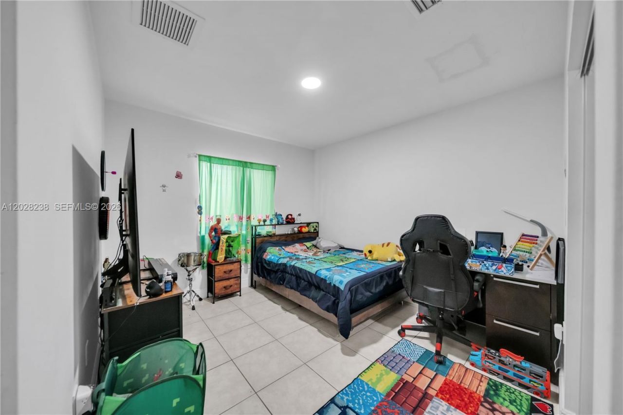 7929 NW 36th Ct , Miami, FL 33147 Photo