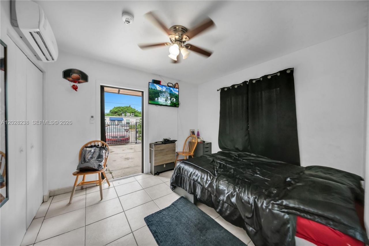 7929 NW 36th Ct , Miami, FL 33147 Photo