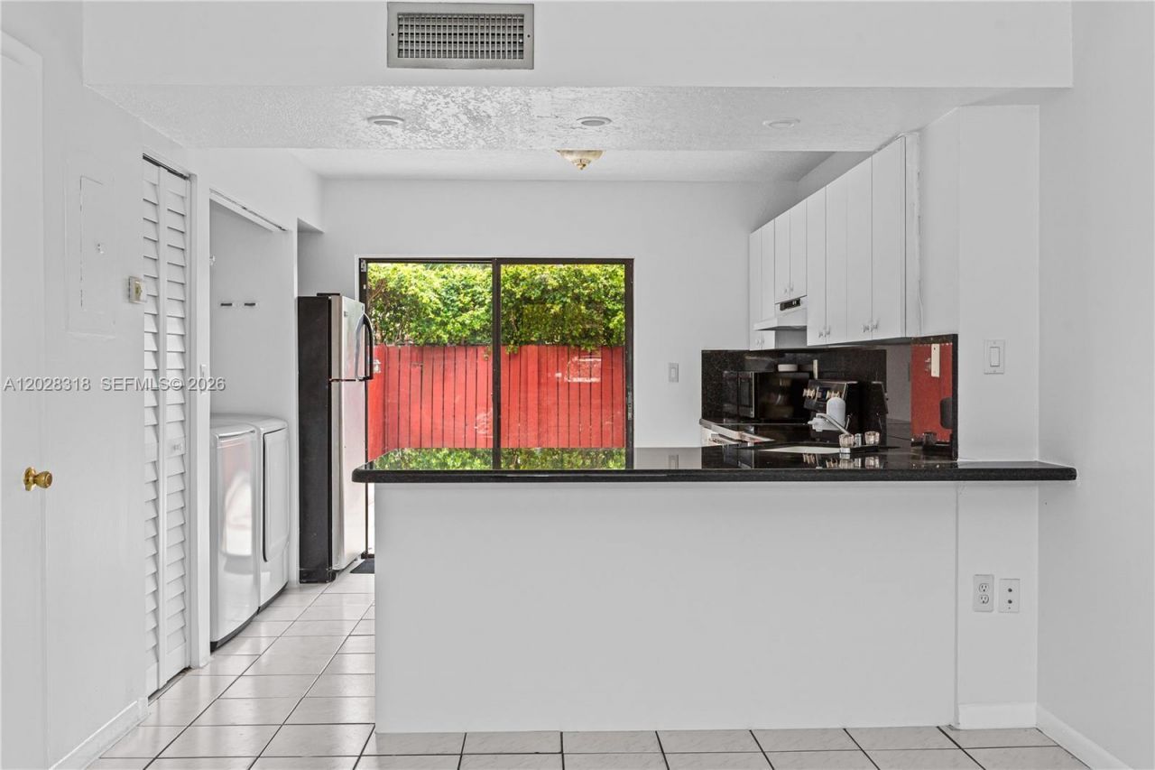 1923 SW 107th Ave , Unit 103, Miami, FL 33165 Photo