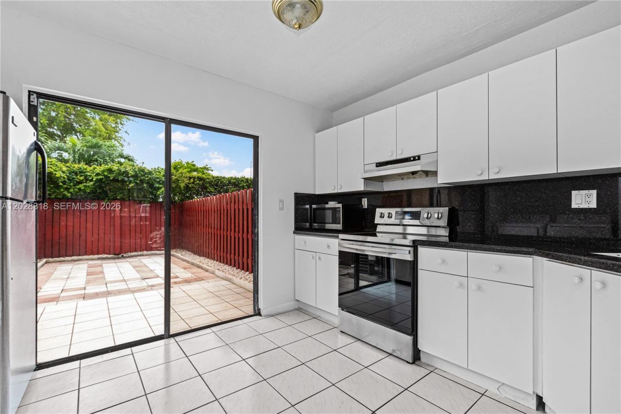 1923 SW 107th Ave , Unit 103, Miami, FL 33165 Photo