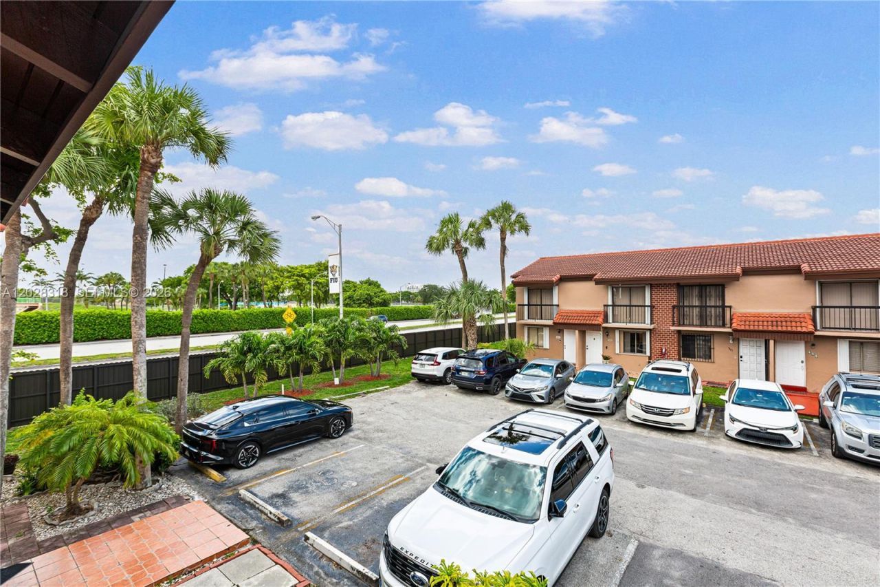 1923 SW 107th Ave , Unit 103, Miami, FL 33165 Photo