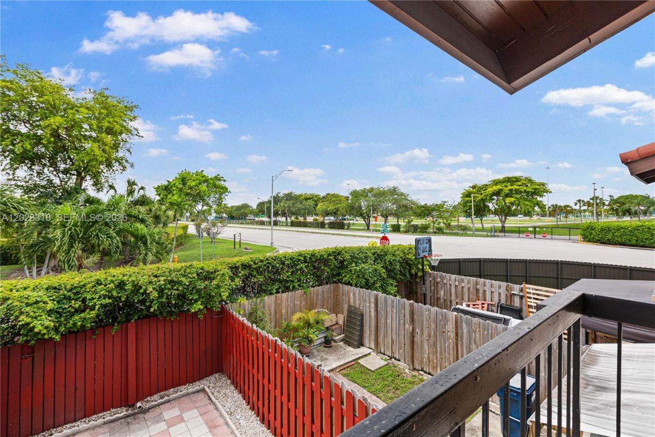 1923 SW 107th Ave , Unit 103, Miami, FL 33165 Photo