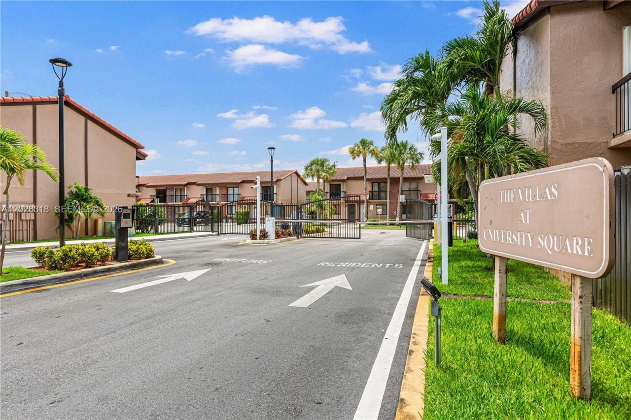 1923 SW 107th Ave , Unit 103, Miami, FL 33165 Photo