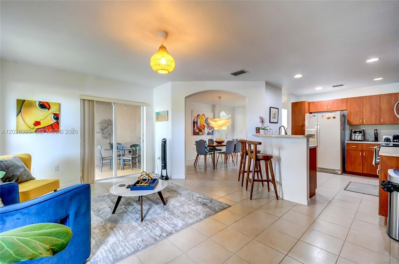 16600 SW 47th Ter, Miami, FL 33185 Photo