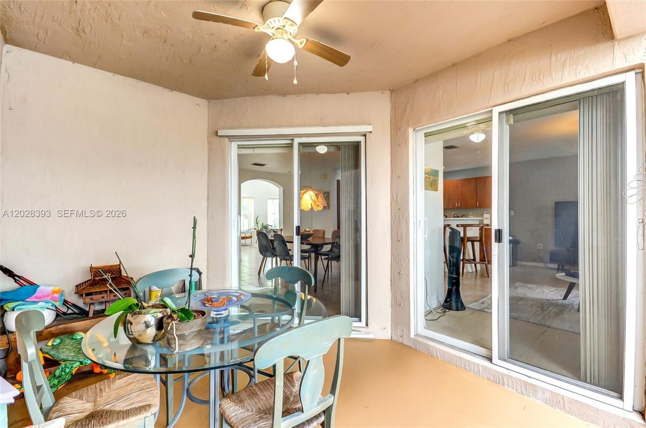 16600 SW 47th Ter, Miami, FL 33185 Photo