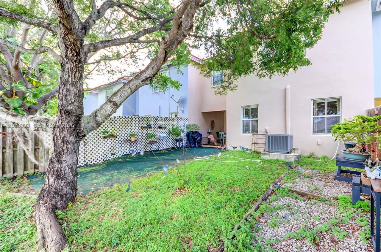 16600 SW 47th Ter, Miami, FL 33185 Photo