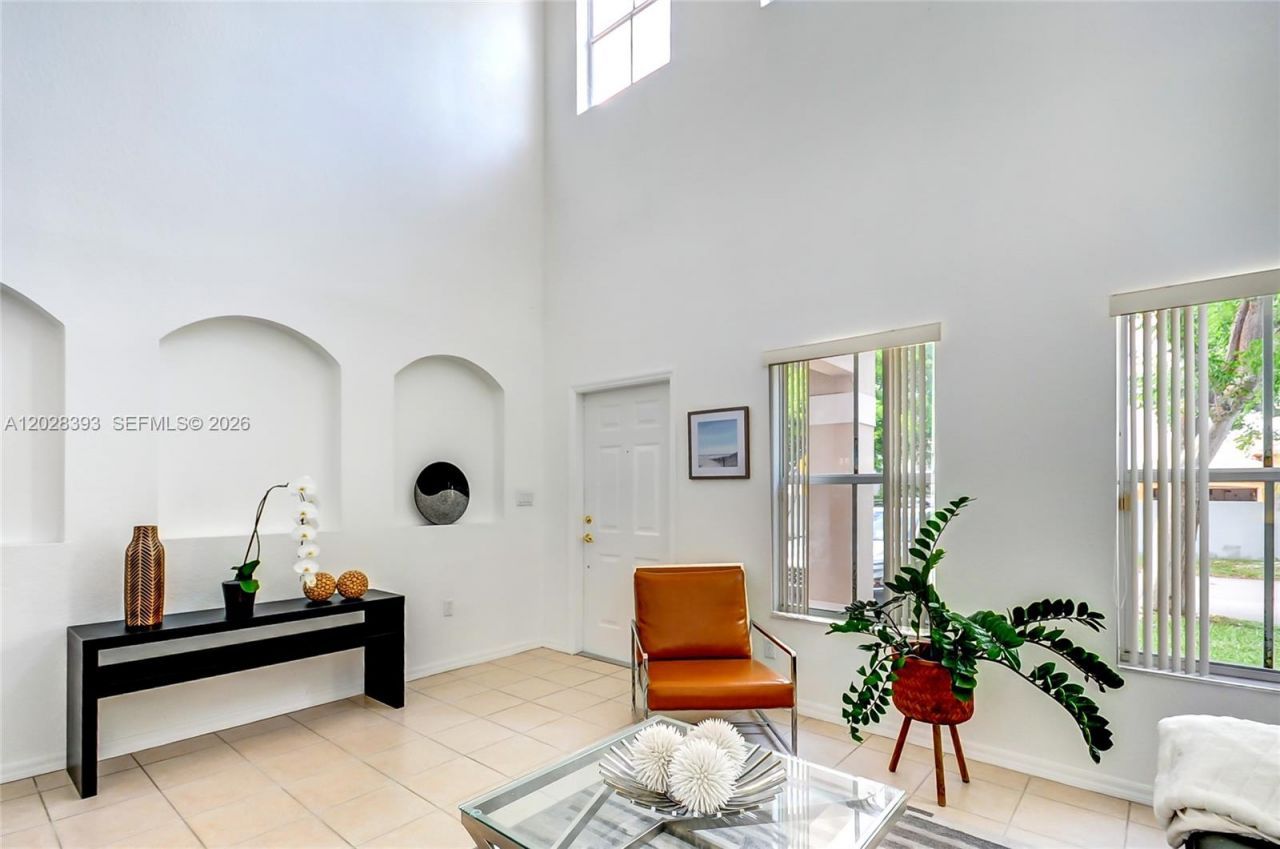 16600 SW 47th Ter, Miami, FL 33185 Photo
