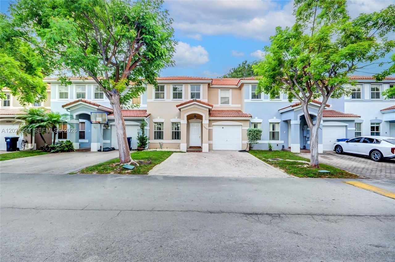 16600 SW 47th Ter, Miami, FL 33185 Photo