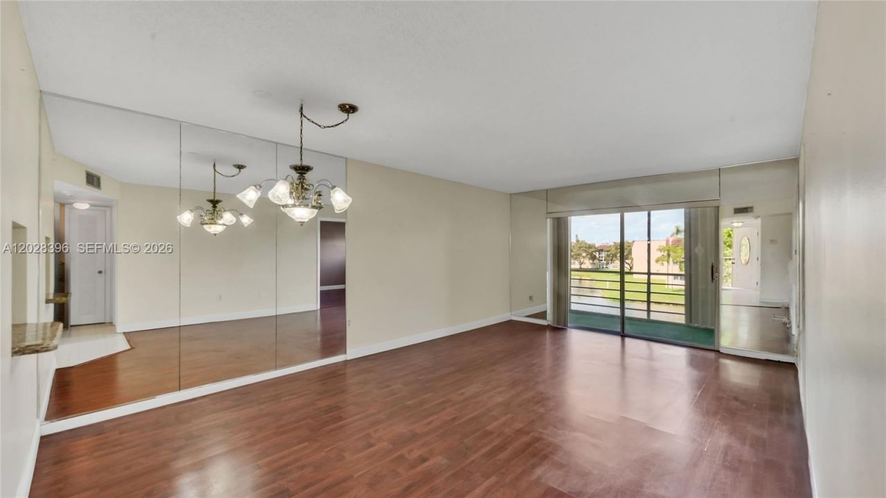 2811 N Pine Island Rd, Unit 302, Sunrise, FL 33322 Photo