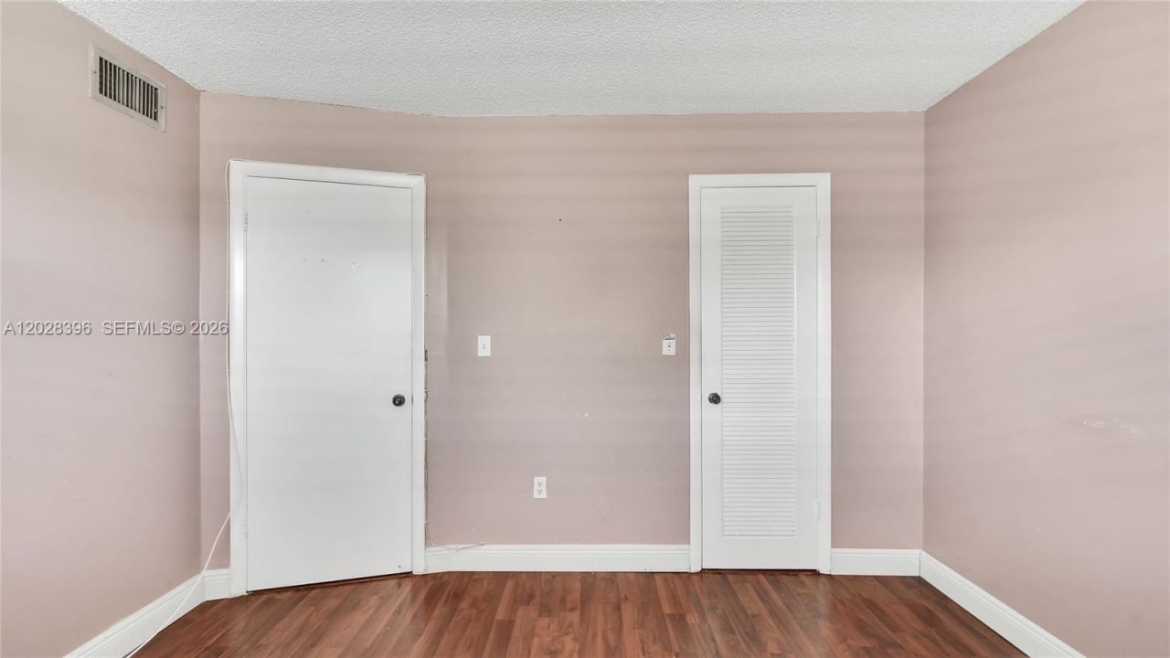2811 N Pine Island Rd, Unit 302, Sunrise, FL 33322 Photo