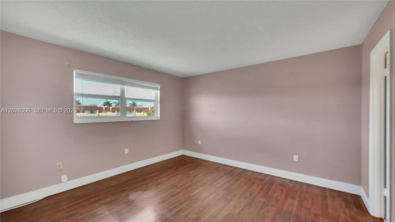 2811 N Pine Island Rd, Unit 302, Sunrise, FL 33322 Photo
