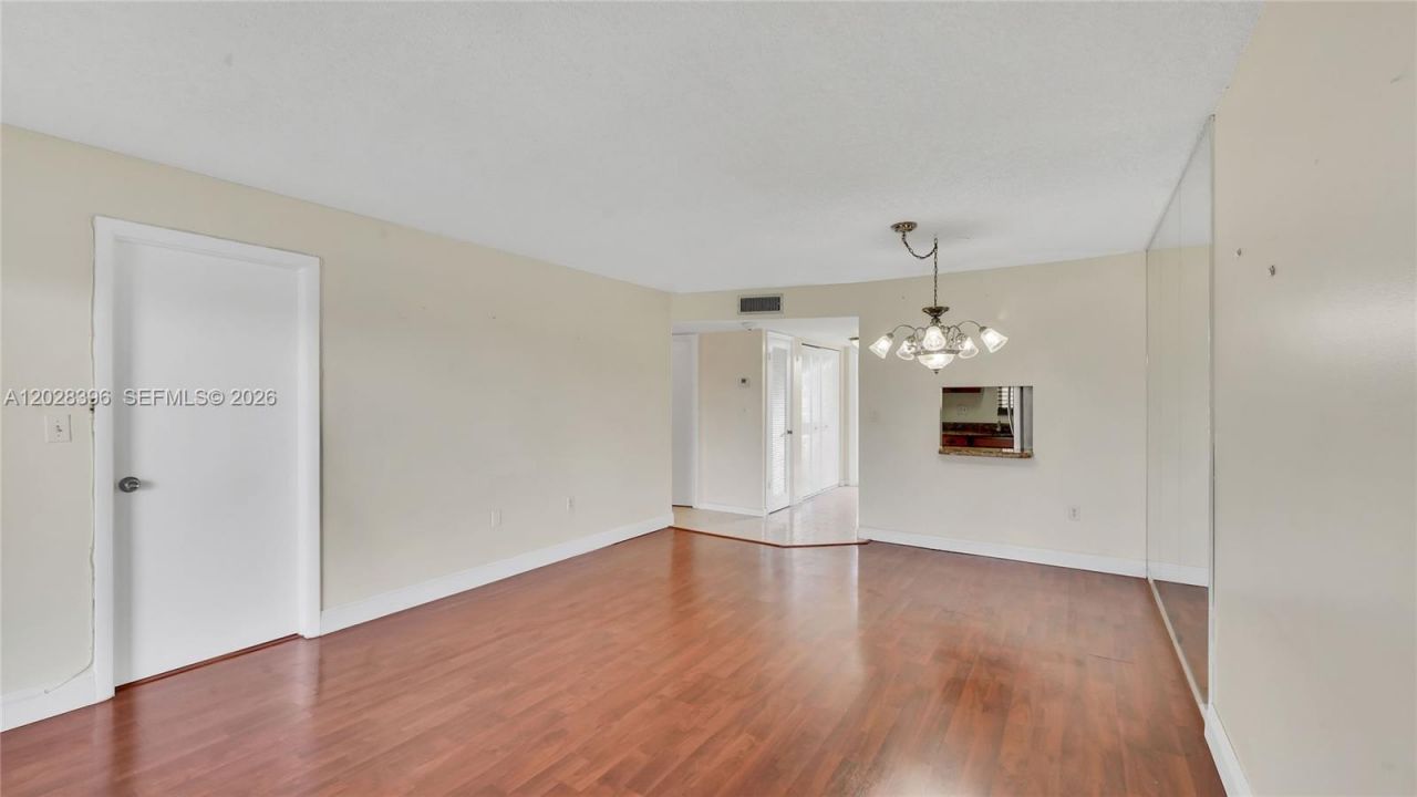 2811 N Pine Island Rd, Unit 302, Sunrise, FL 33322 Photo