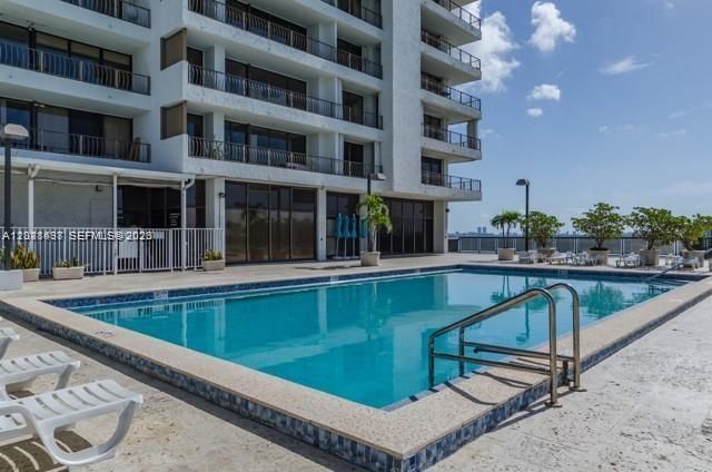 555 NE 15th St, Unit 16H, Miami, FL 33132 Photo