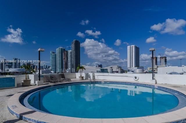 555 NE 15th St, Unit 16H, Miami, FL 33132 Photo