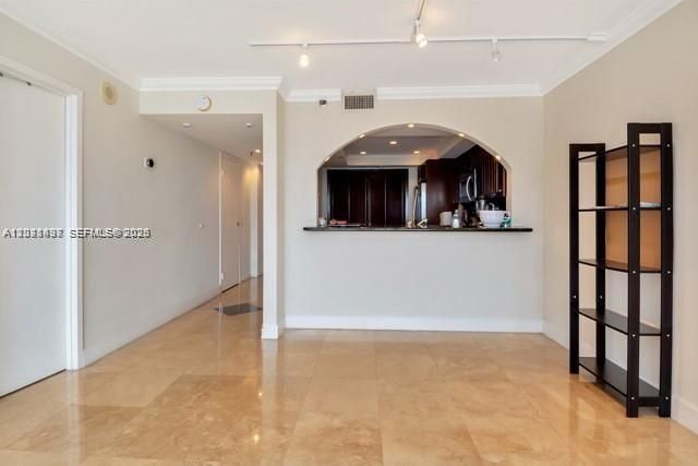 555 NE 15th St, Unit 16H, Miami, FL 33132 Photo