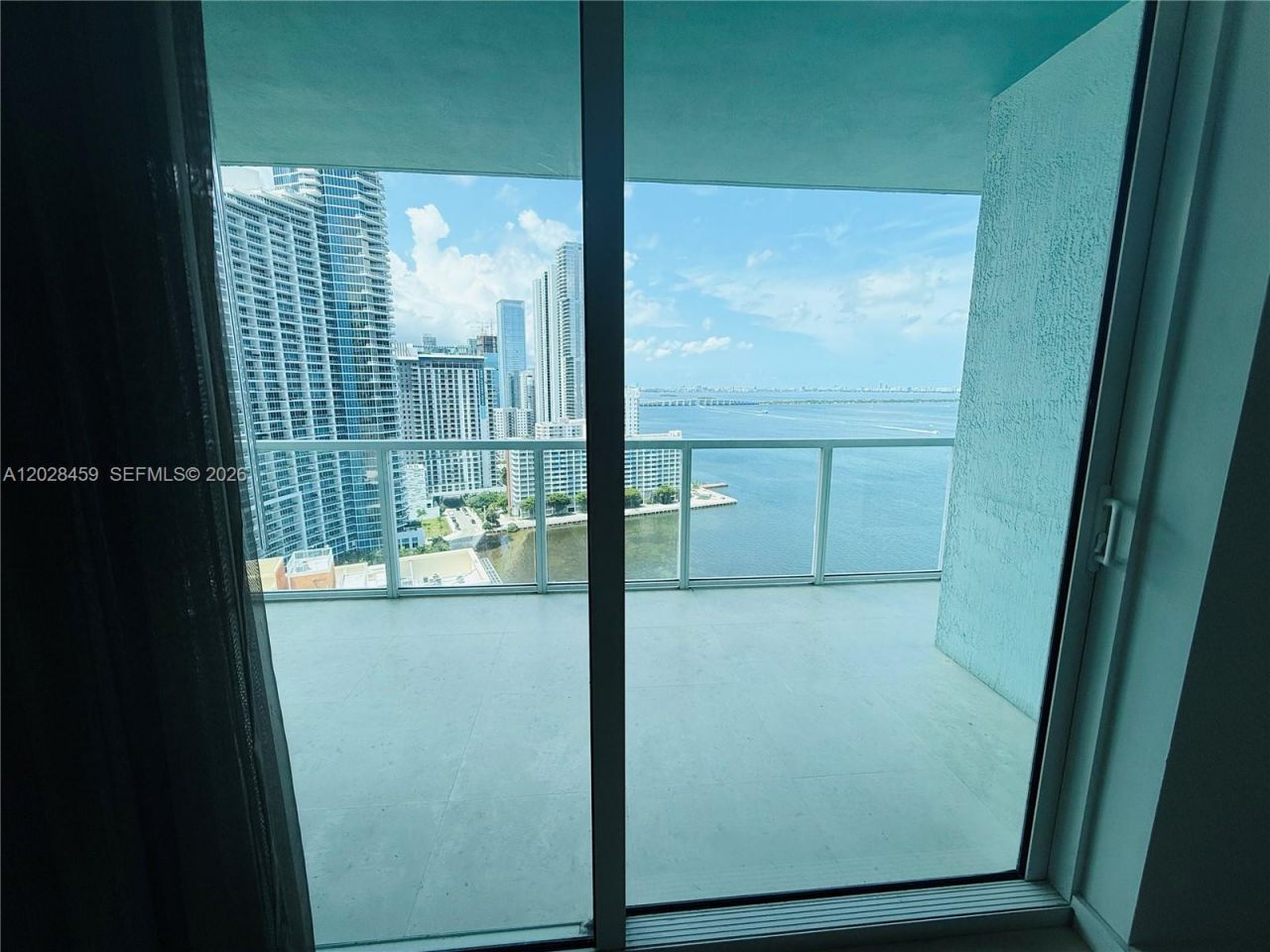 1900 N Bayshore Dr , Unit 2415, Miami, FL 33132 Photo