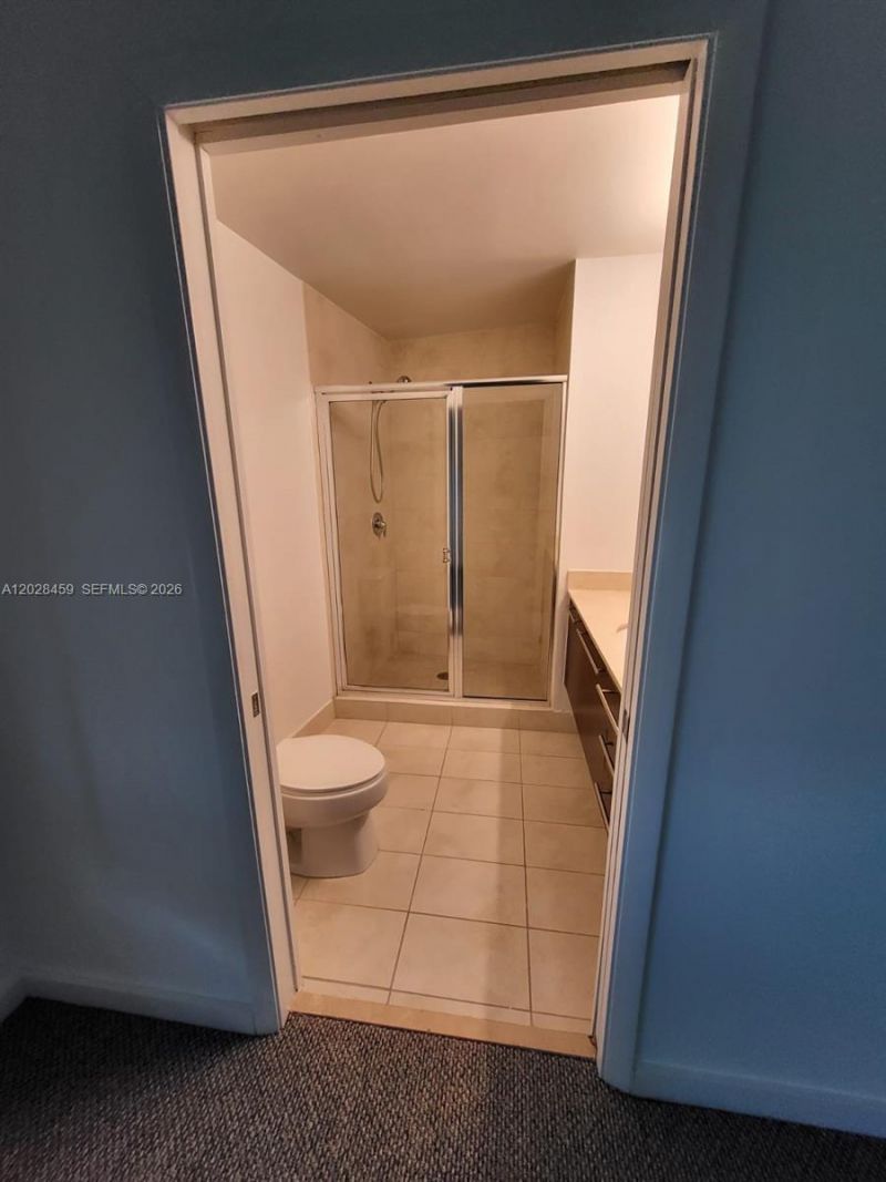 1900 N Bayshore Dr , Unit 2415, Miami, FL 33132 Photo