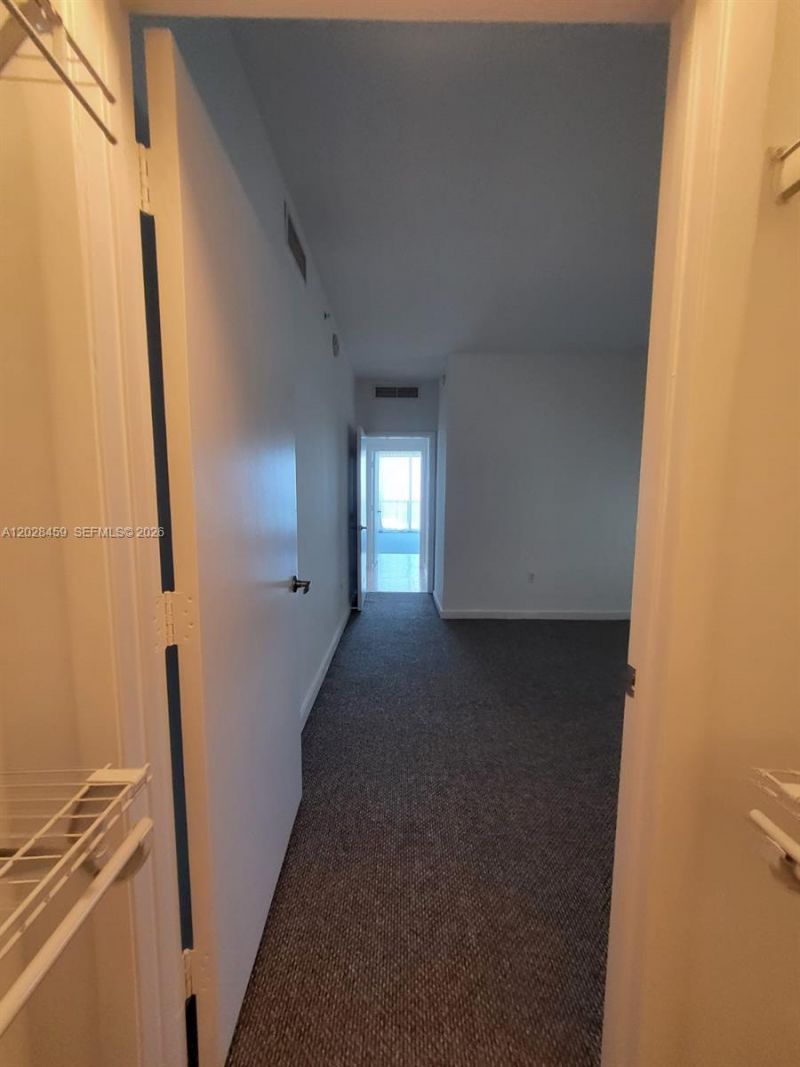 1900 N Bayshore Dr , Unit 2415, Miami, FL 33132 Photo