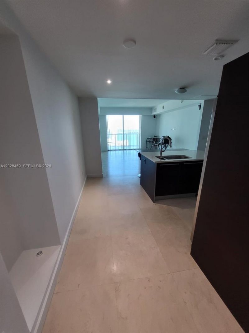 1900 N Bayshore Dr , Unit 2415, Miami, FL 33132 Photo