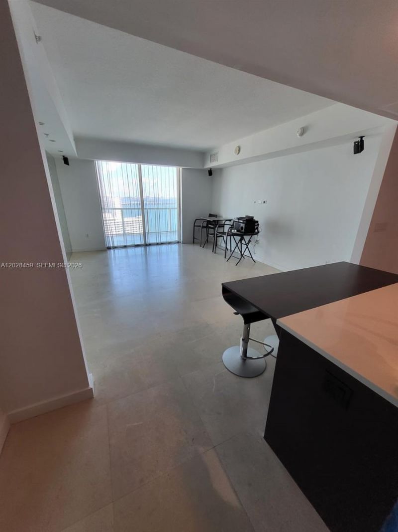 1900 N Bayshore Dr , Unit 2415, Miami, FL 33132 Photo