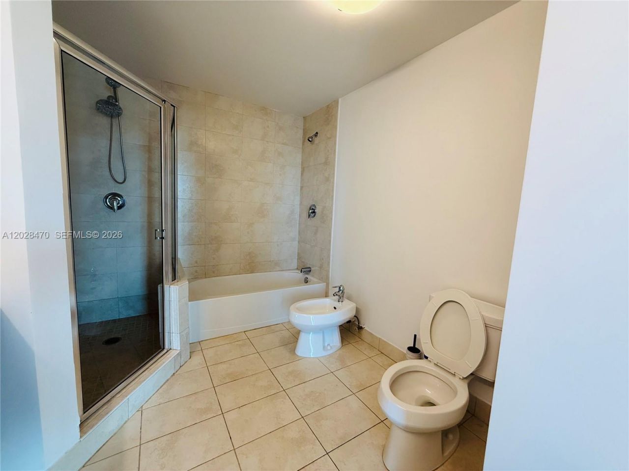 1900 N Bayshore Dr, Unit 2415, Miami, FL 33132 Photo