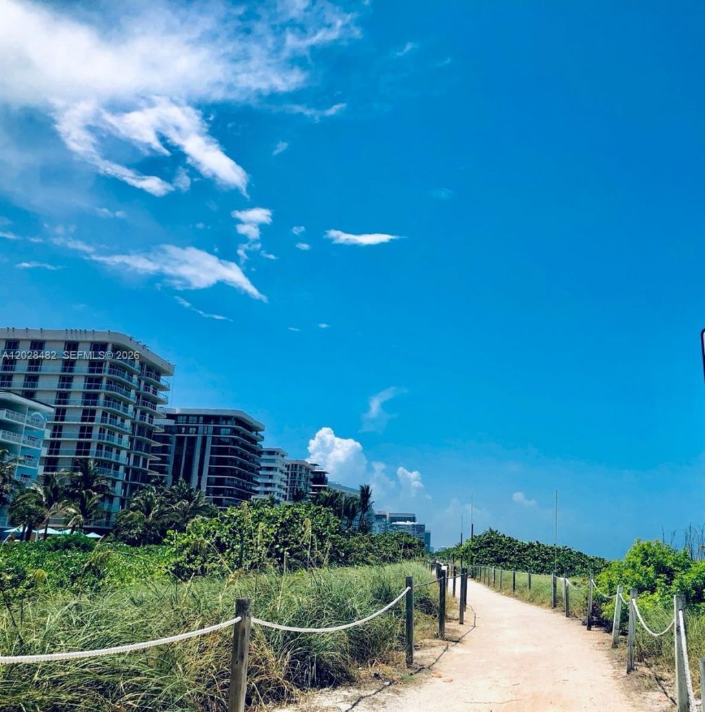 9102 W Bay Harbor Dr , Unit 3-C, Bay Harbor Islands, FL 33154 Photo