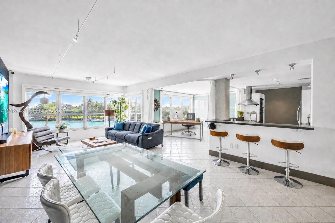 9102 W Bay Harbor Dr , Unit 3-C, Bay Harbor Islands, FL 33154 Photo