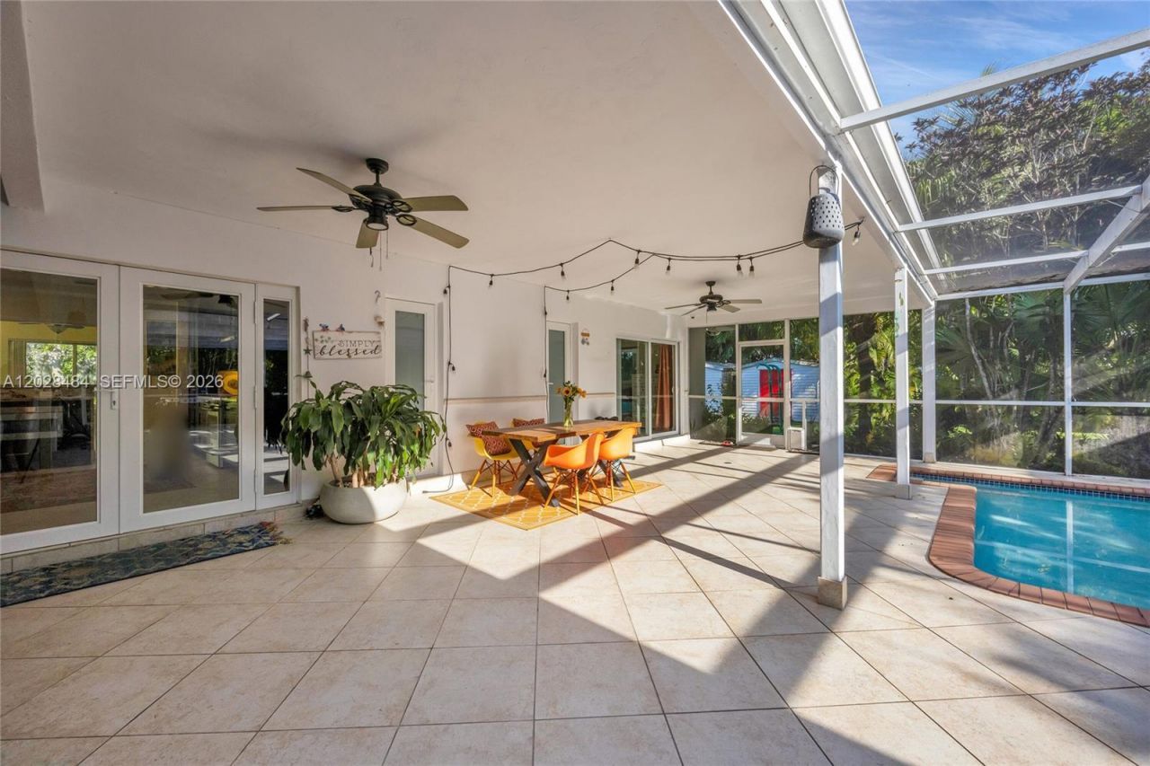 6970 SW 124th St , Pinecrest, FL 33156 Photo
