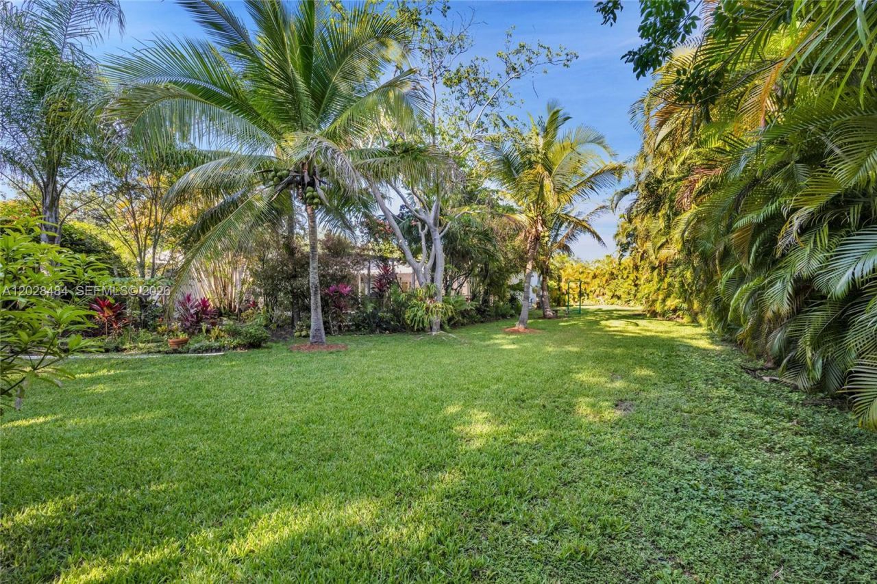 6970 SW 124th St , Pinecrest, FL 33156 Photo