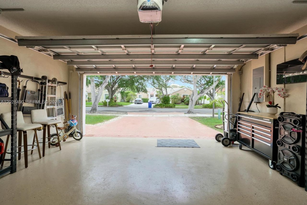 1910 SW 135th Way , Miramar, FL 33027 Photo
