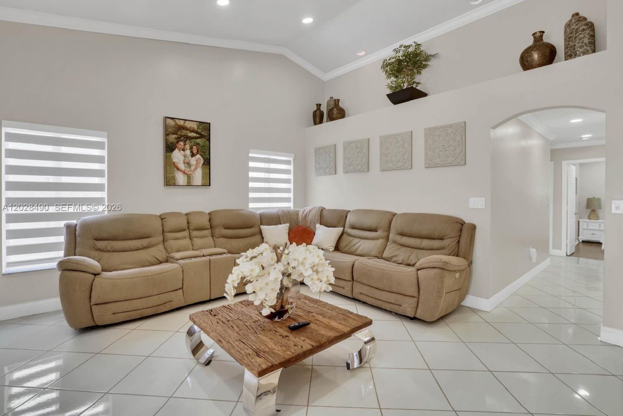 1910 SW 135th Way , Miramar, FL 33027 Photo