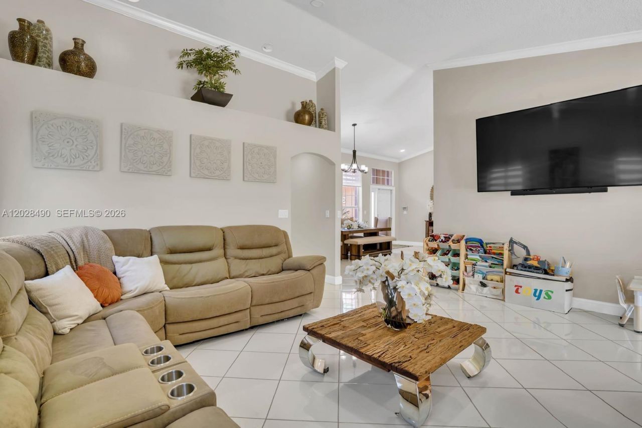 1910 SW 135th Way , Miramar, FL 33027 Photo