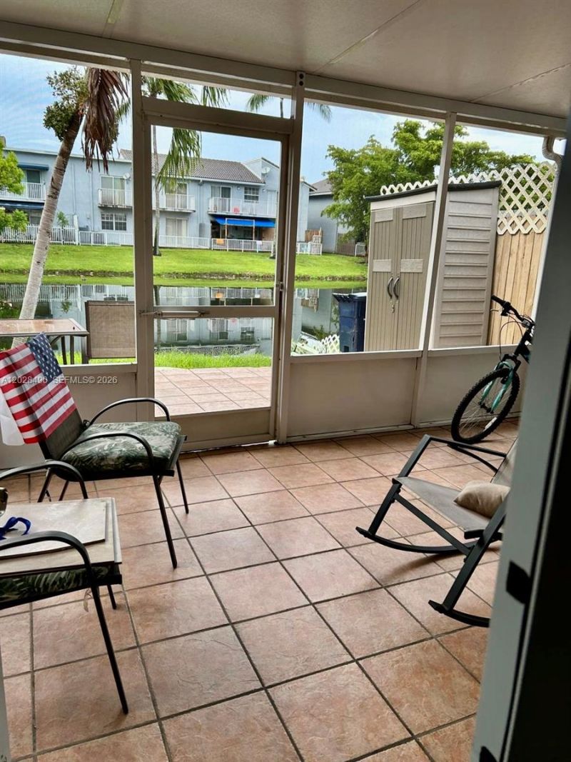 7033 NW 169th St , Hialeah, FL 33015 Photo
