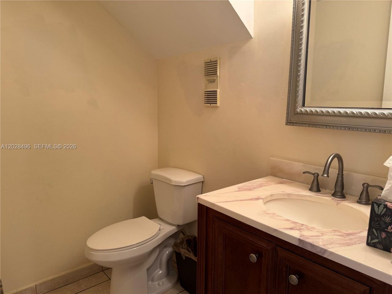 7033 NW 169th St, Hialeah, FL 33015 Photo