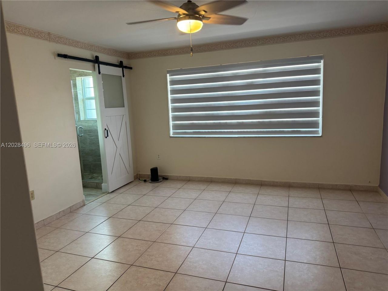 7033 NW 169th St, Hialeah, FL 33015 Photo
