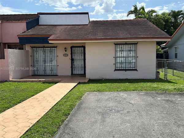 900 SW 104th Ave , Unit 2-5B, Miami, FL 33174