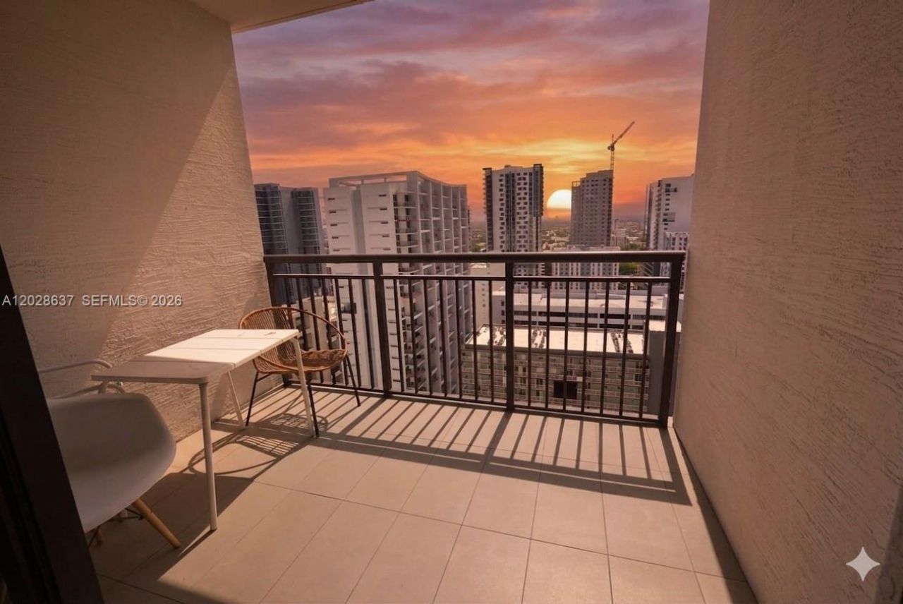 999 SW 1st Ave , Unit 2112, Miami, FL 33130 Photo