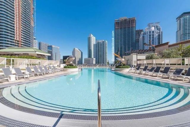 999 SW 1st Ave , Unit 2112, Miami, FL 33130 Photo