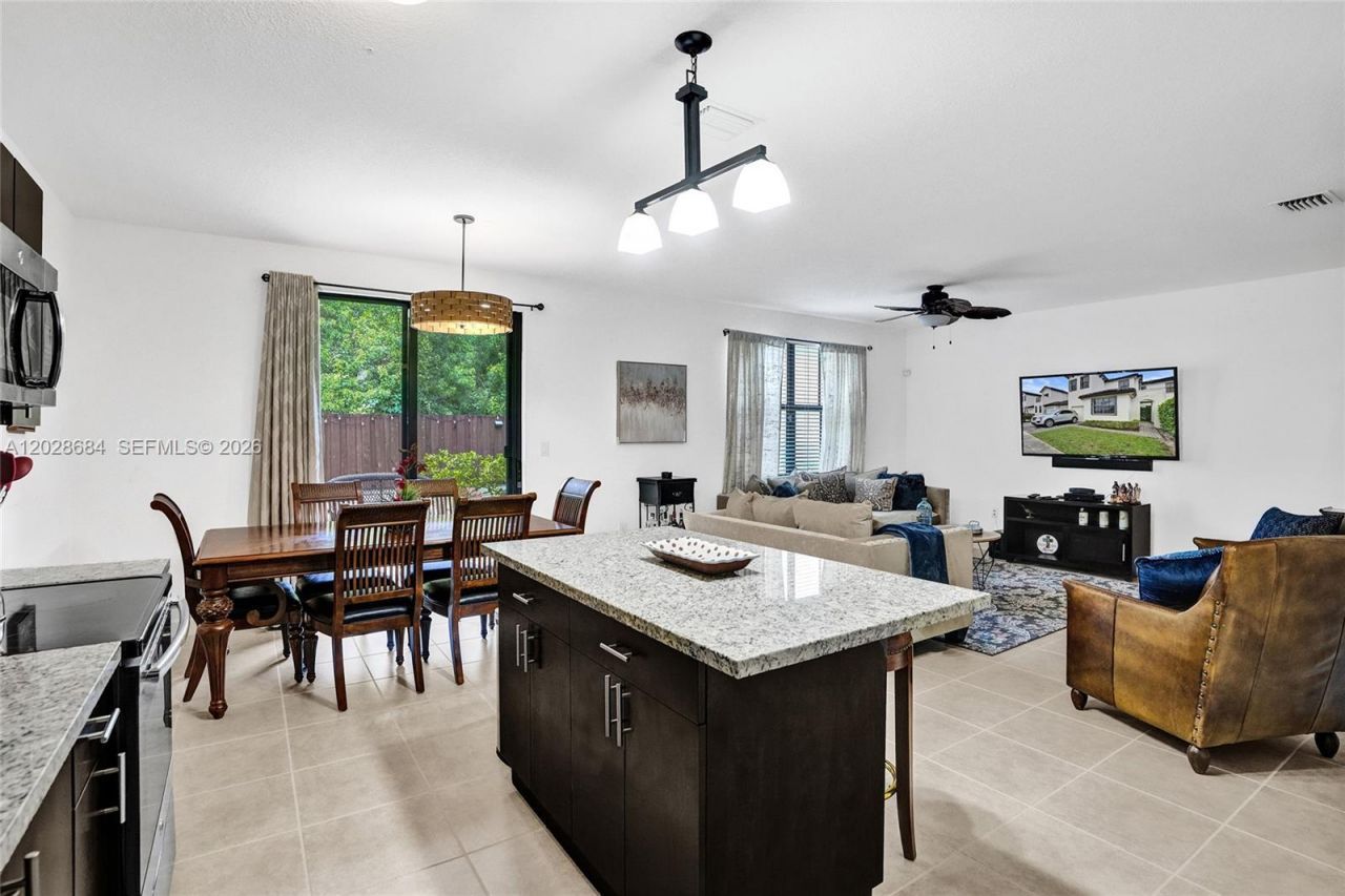 22617 SW 102nd Ave, Unit 22617, Miami, FL 33190 Photo
