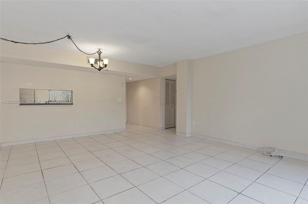 8760 SW 133rd Ave Rd , Unit 301, Miami, FL 33183 Photo