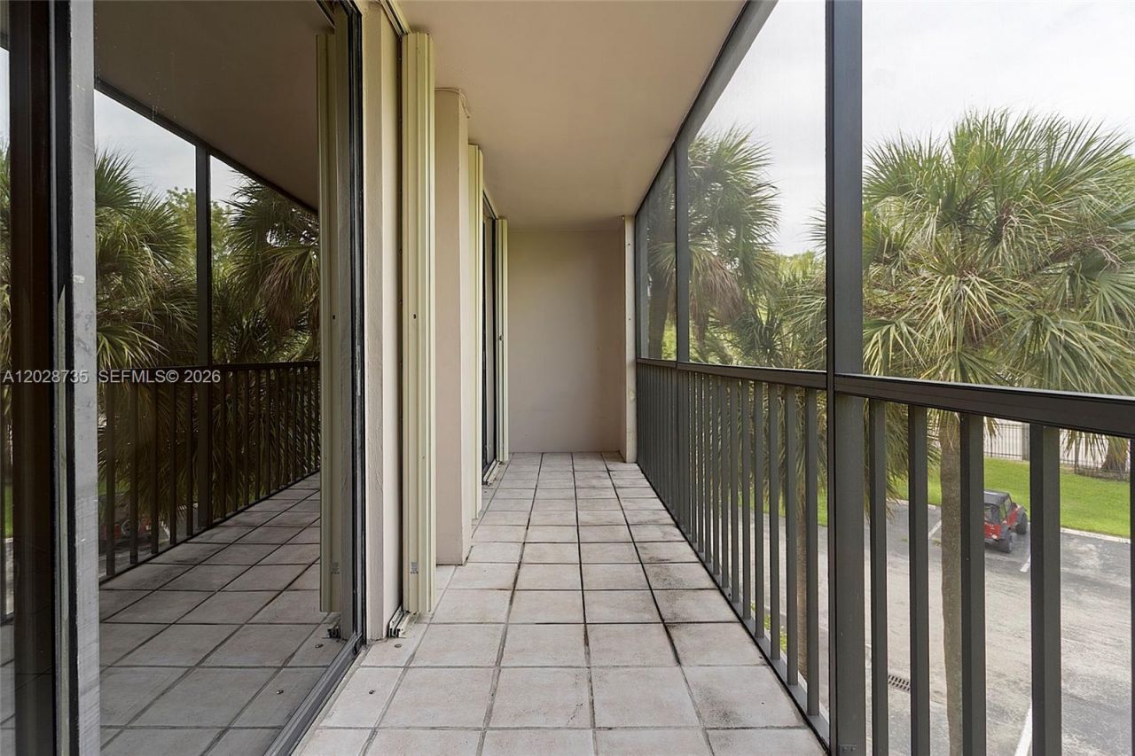 8760 SW 133rd Ave Rd , Unit 301, Miami, FL 33183 Photo