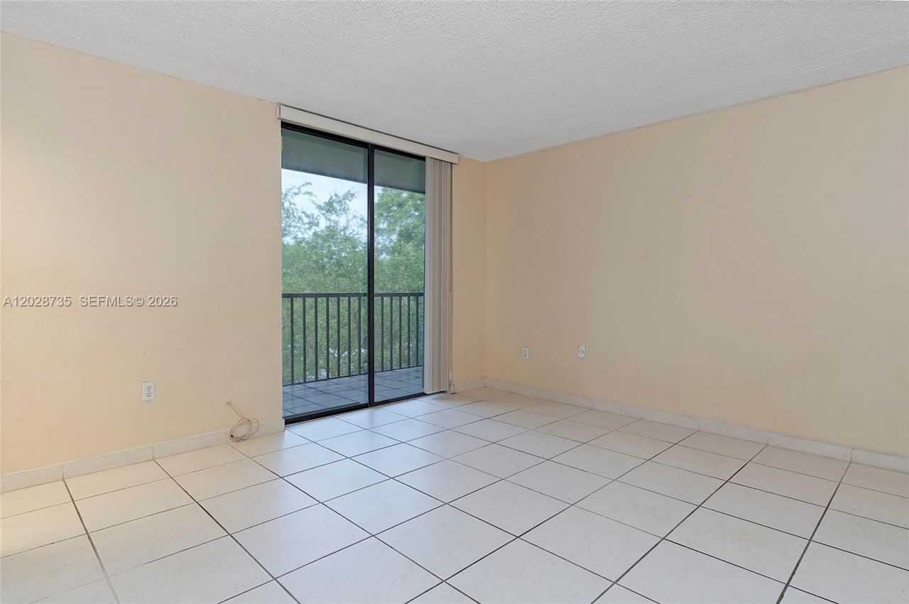 8760 SW 133rd Ave Rd , Unit 301, Miami, FL 33183 Photo