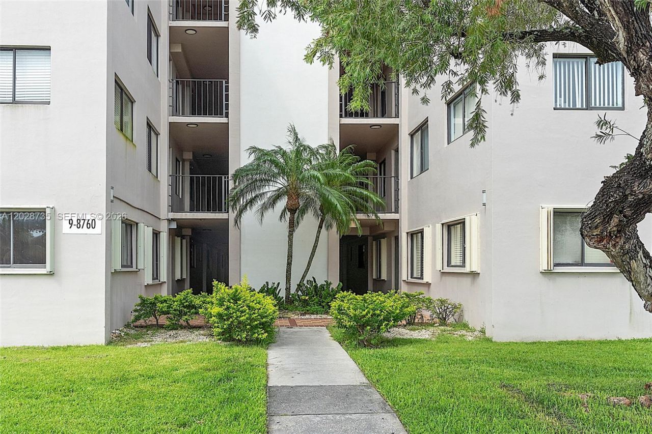 8760 SW 133rd Ave Rd, Unit 301, Miami, FL 33183 Photo