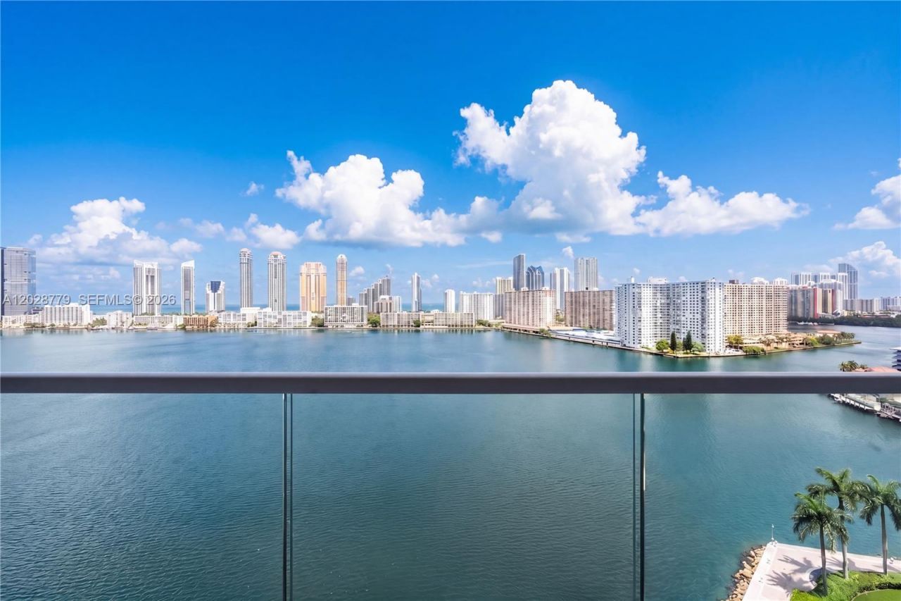 2800 Island Blvd , Unit 1605, Aventura, FL 33160 Photo