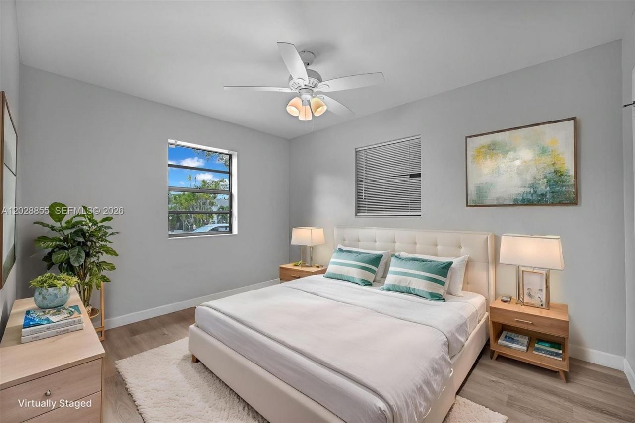 130 NE 171st Ter , Miami, FL 33162 Photo