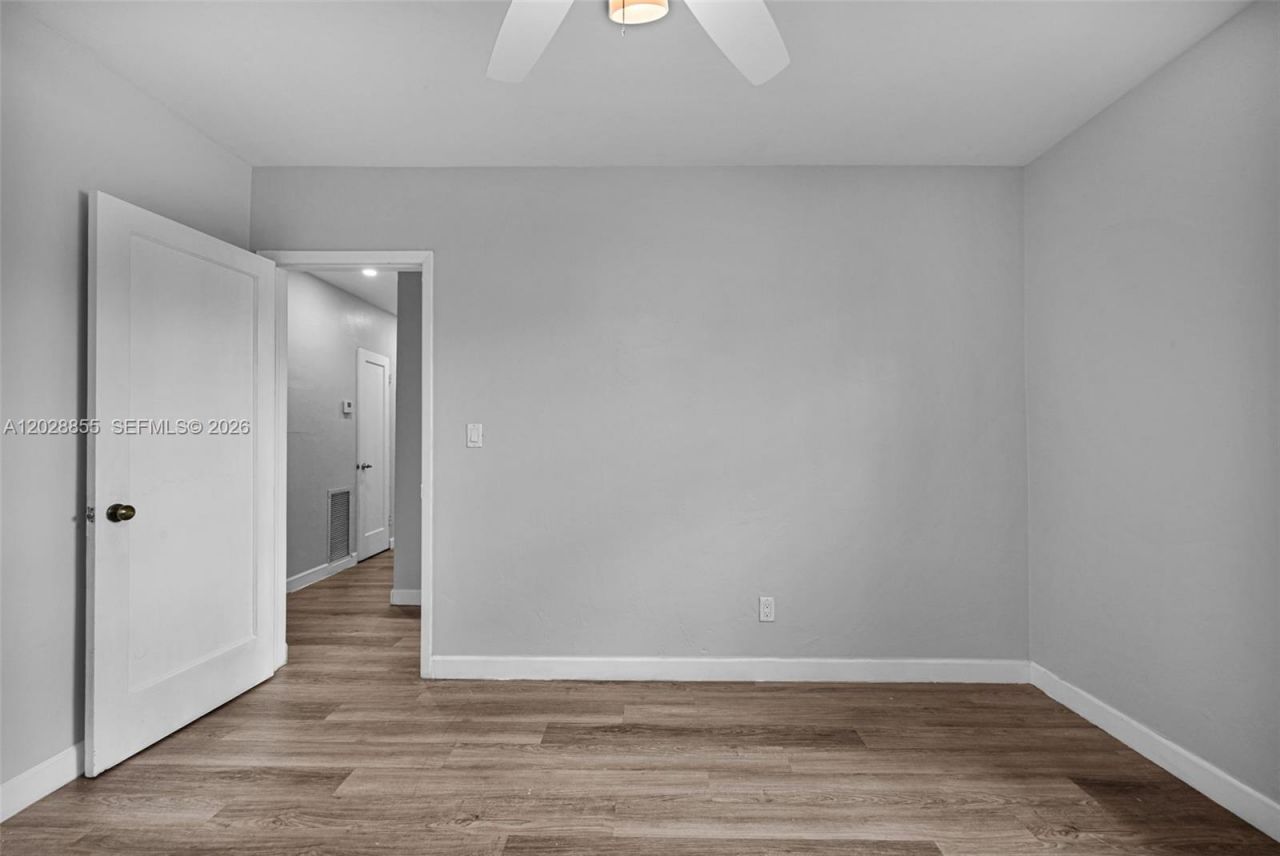 130 NE 171st Ter , Miami, FL 33162 Photo