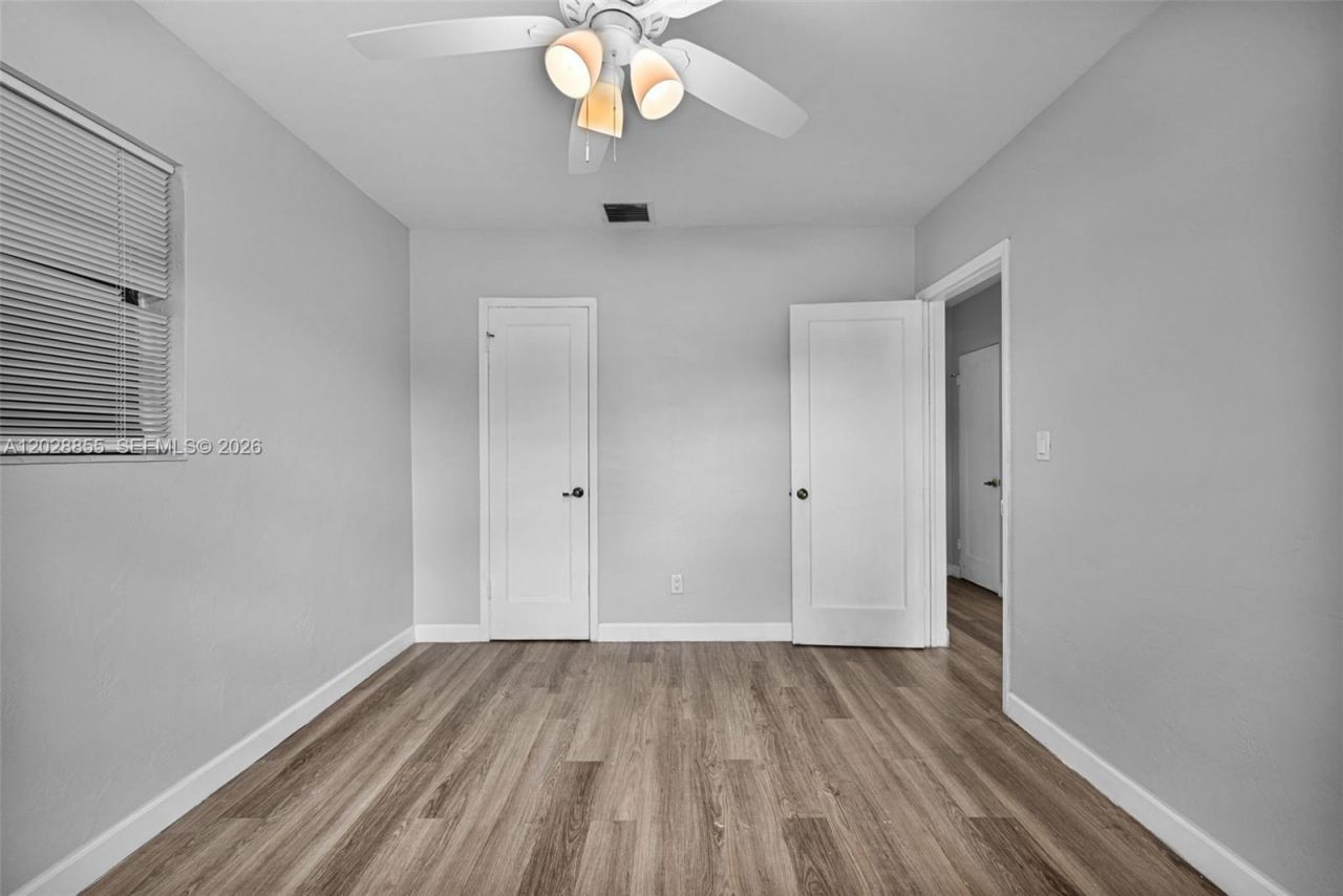 130 NE 171st Ter , Miami, FL 33162 Photo