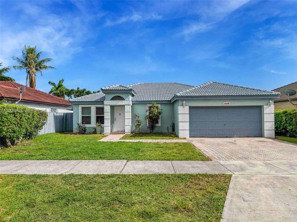 14244 SW 163rd Ter , Miami, FL 33177